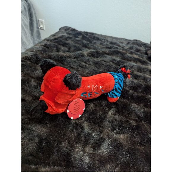 NWT Singing "Sexy and I Know It" Red Black Puppy Dog Flapping Ears Wiggley Tail - Picture 1 of 5